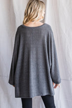 Load image into Gallery viewer, PRE-ORDER - Oversized Waffle Knit V-Neck Top
