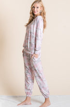 Load image into Gallery viewer, Pink &amp; Pale Grey Camo Lounge Set
